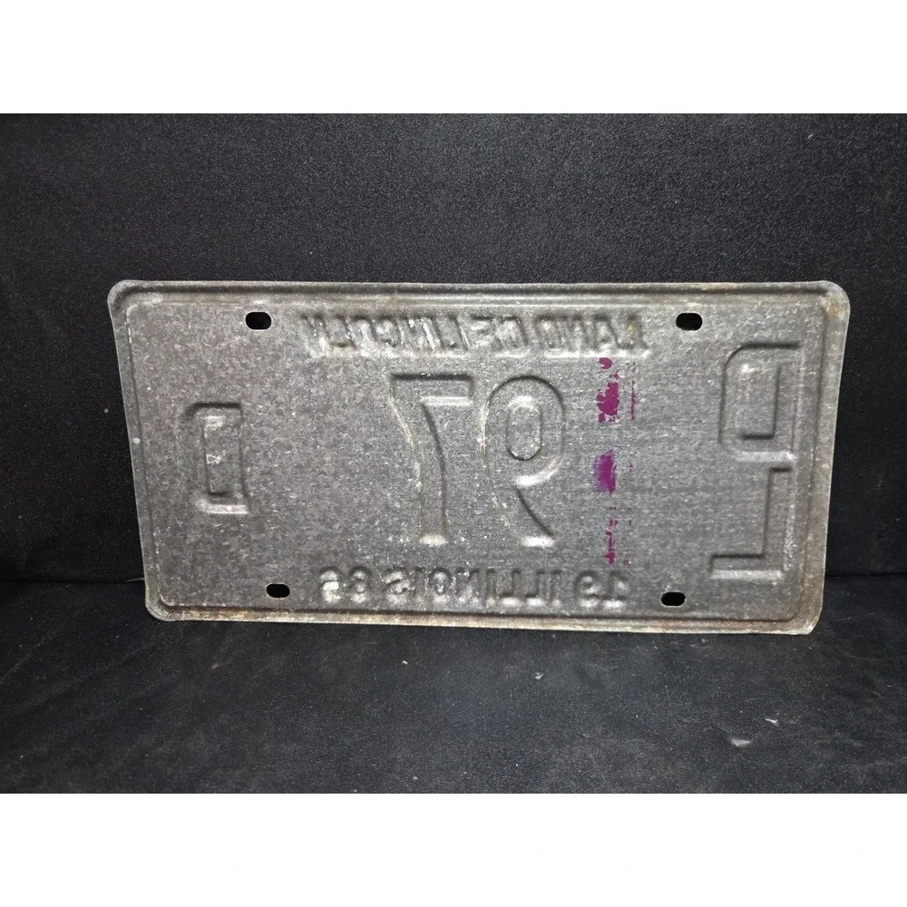 Illinois Vintage 1986 License Plate Land of Lincoln Purple Cream PL 97 D Retro